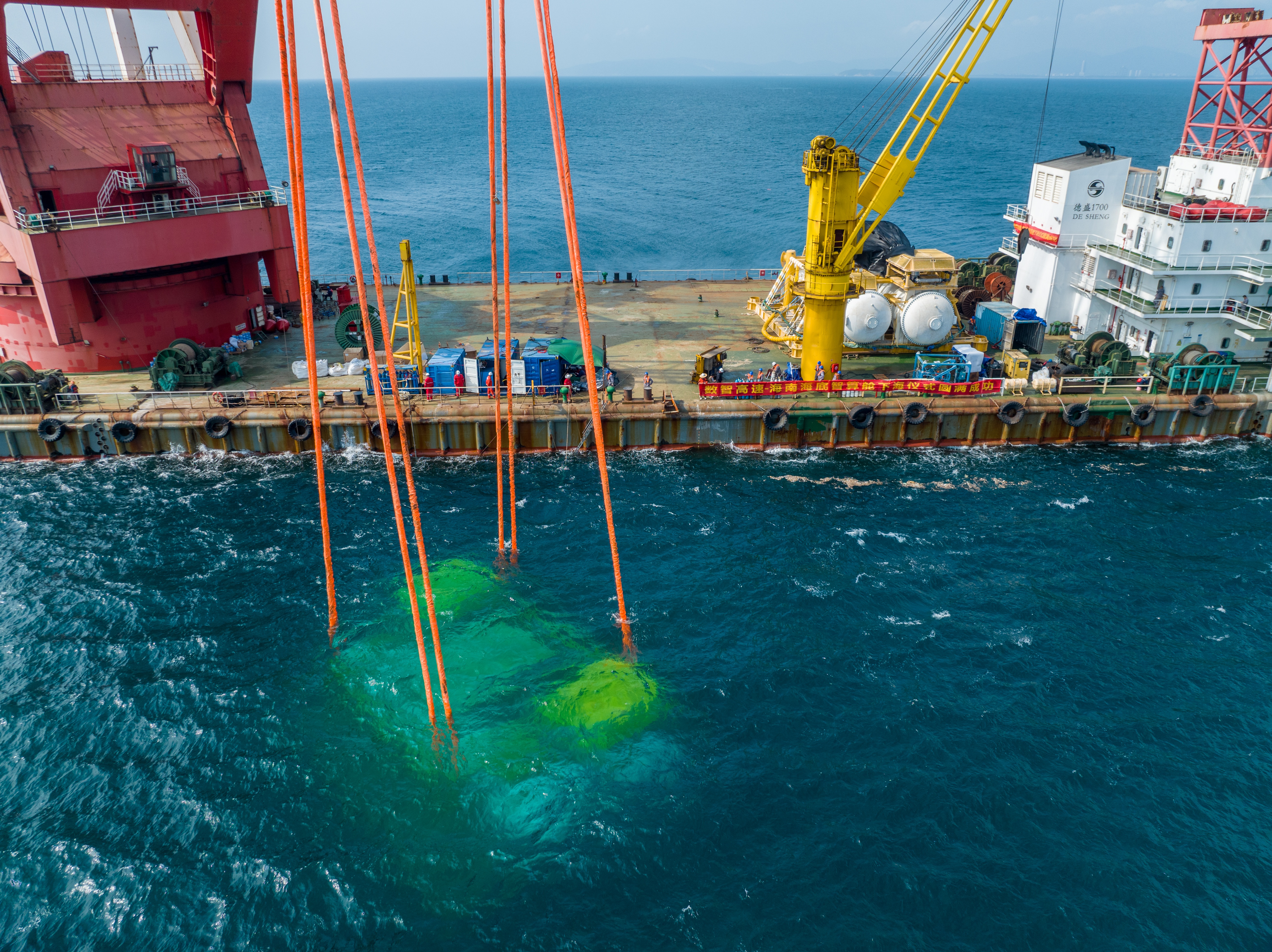 ���ϣ������������ļ�Ⱥ����